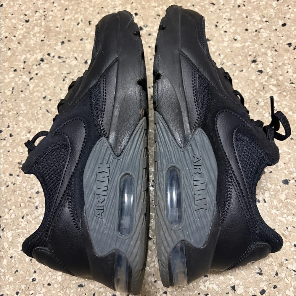Nike Men's Black Sneakers MEN'S NIKE AIR MAX 90 CASUAL SHOES - Picture 5 of 9